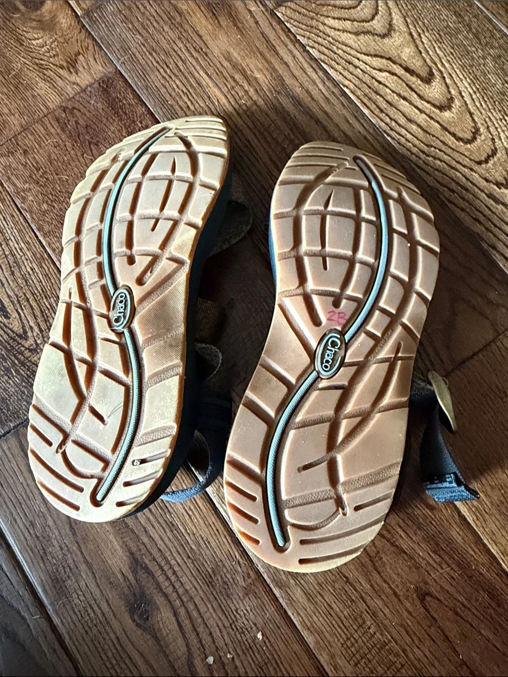 CHACO Women’s Classic Sandals Size W10